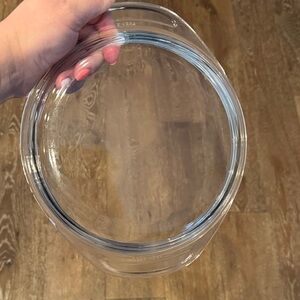 PYREX clear casserole bowl lid. 683 C D-4